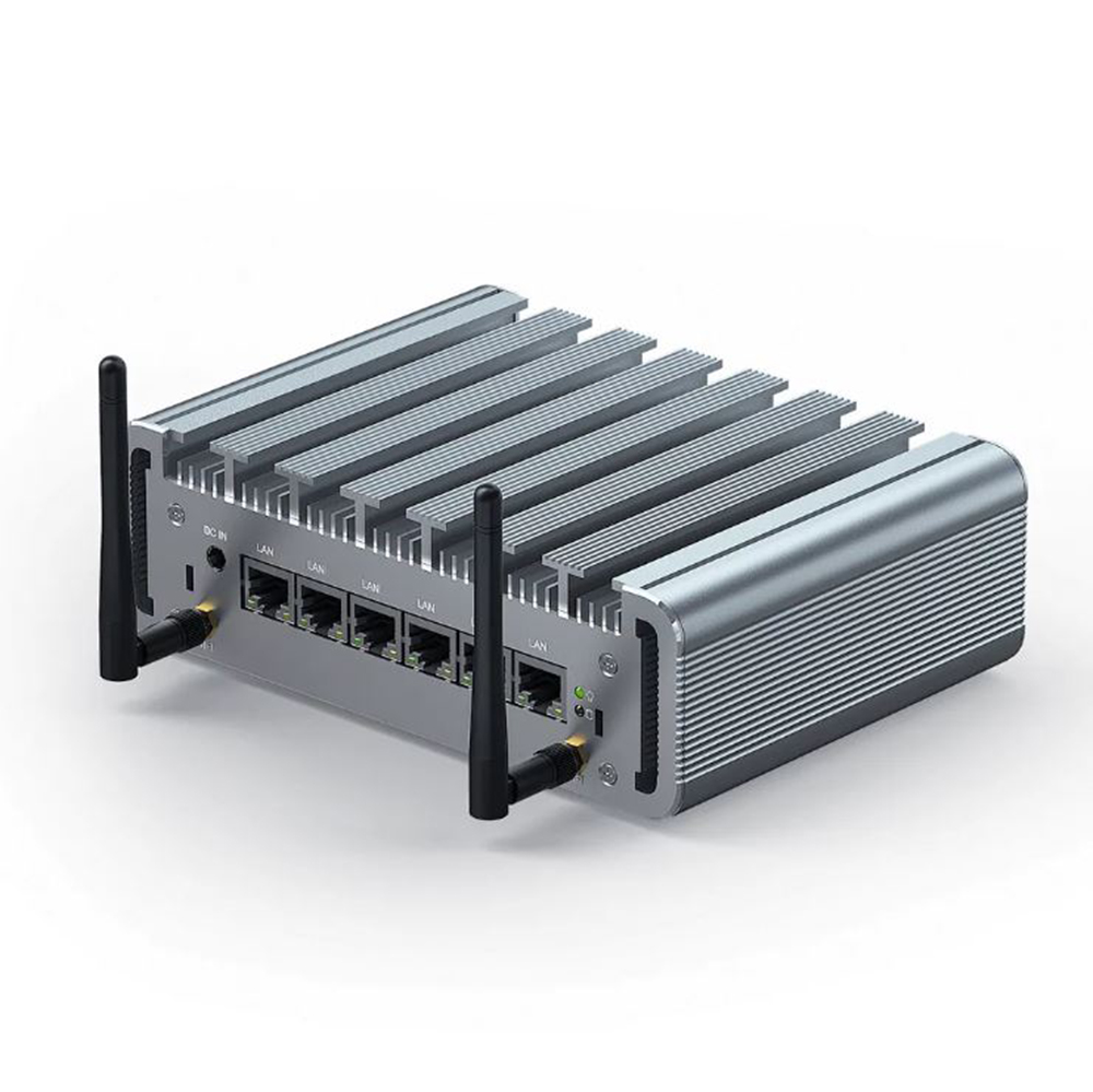 Xentino TR111 6x2.5Giga Ethernet Mini Appliance.